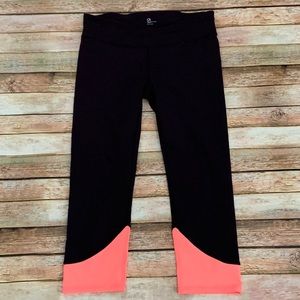 Gap Fit Dark Purple Capri Leggings